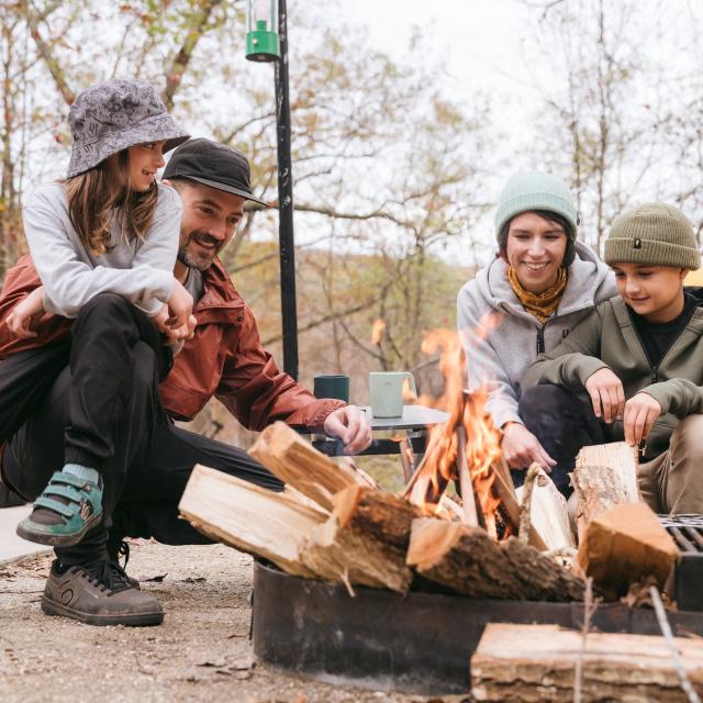 Devil's Den State Park